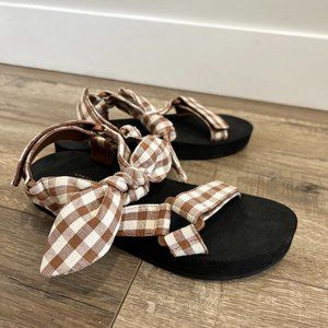 Loeffler Randall Maisie Sporty Sandal (Size 6.5)